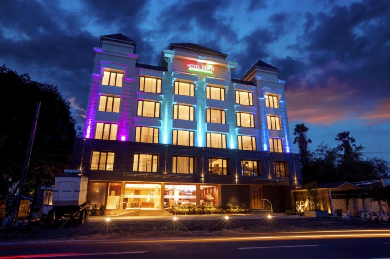 Hotel Span International Kochi Exteriör bild